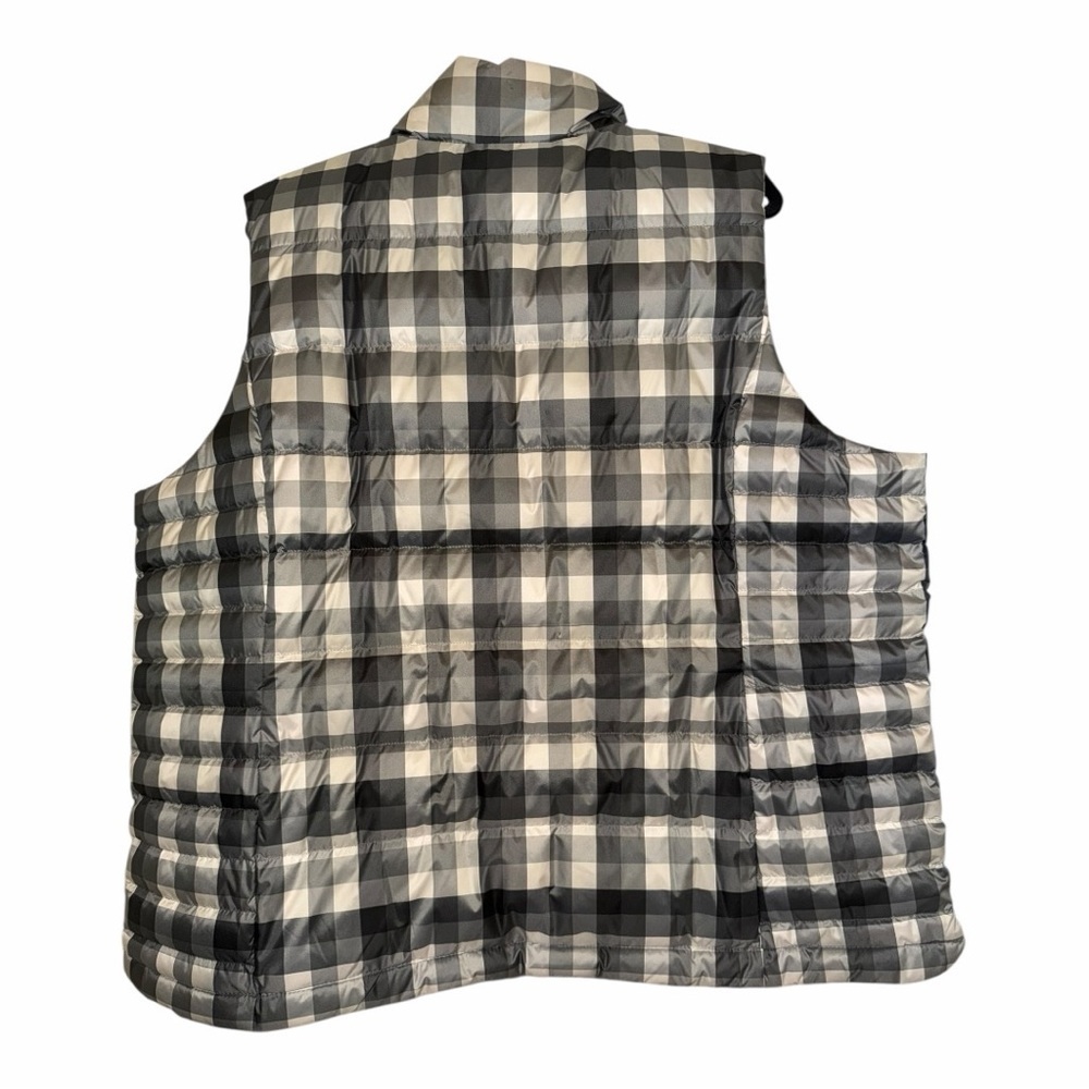 Lands' End Women's Checkered Puffer Vest in Black and Gray - Picture 3 of 9